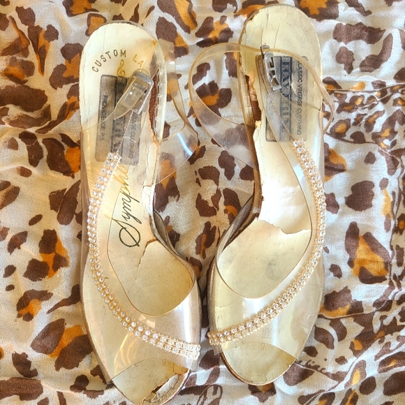 Symphony Vintage Slingbacks - Picture 1 of 7